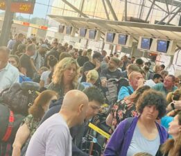 Köln Havalimanında yogunluk devam ediyor