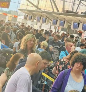 Köln Havalimanında yogunluk devam ediyor