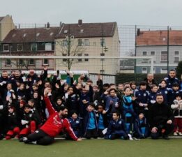 42 takımla oynanan turnuvanın geliri depremzedelere bağışlandı