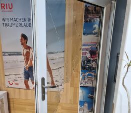 Essen’de Türk seyahat acentesine saldırı