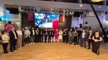 Eğitim Sevdalıları Gelsenkirchen’de Buluştu